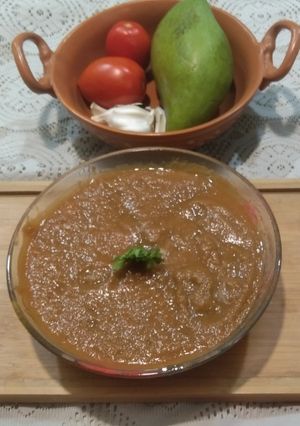 A picture of Raw mango tomato and garlic chutney.