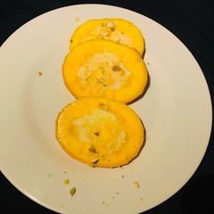 A picture of Mango Stuffed Ice cream.