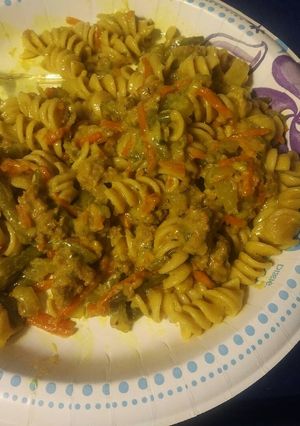 A picture of Beef and Noodles.