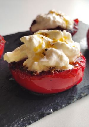 Foto di Pomodori grigliati con stracciatella