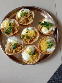 બાસ્કેટ ચાટ (Basket Chaat Recipe in Gujarati) રેસીપી મુખ્ય ફોટો