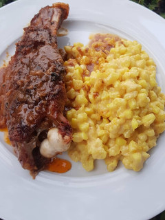 A picture of Creamy Samp with Turkey Wings.