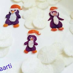 Santa penguins salad A picture of Santa penguins salad.