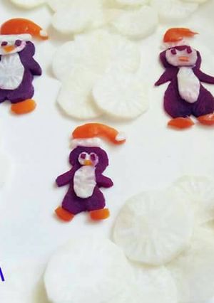 A picture of Santa penguins salad.