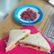 Sandwich telur n smokebeef