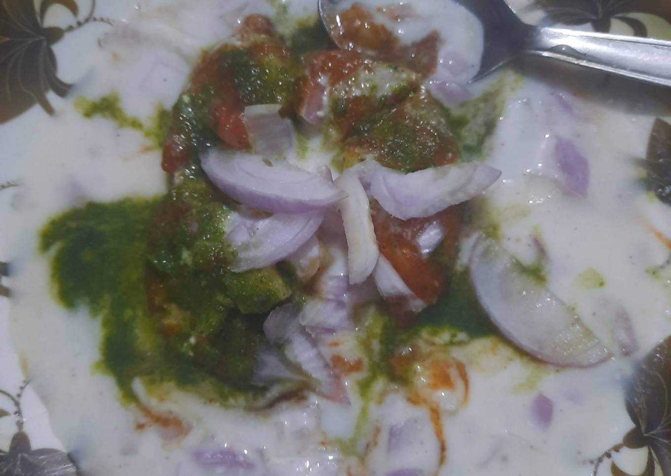 Aloo Tikki Chaat