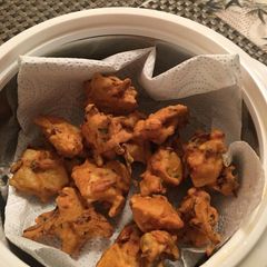 Vegetable pakoras A picture of Vegetable pakoras.