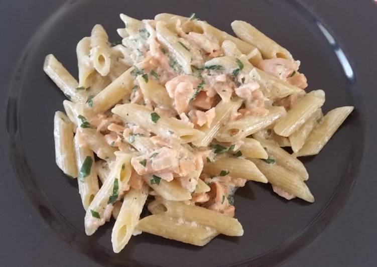 Pasta con salmone
