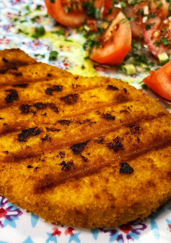 Una foto de Escalope vegetariano en el grill Lékué al microondas