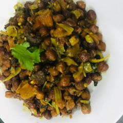 Chana chaat A picture of Chana chaat.