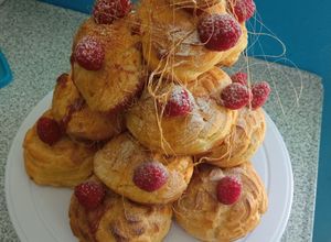 Una foto de Masa choux (Croquembouche) 🍓