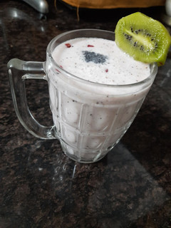 Coconut milk smoothie રેસીપી મુખ્ય ફોટો