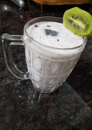 A picture of Coconut milk smoothie.