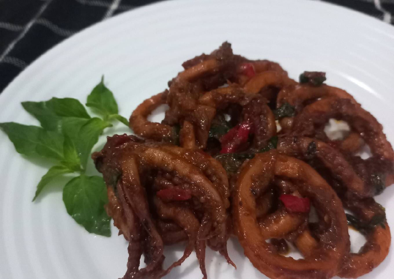 Resep Tumis Cumi Pedas Kemangi Anti Gagal