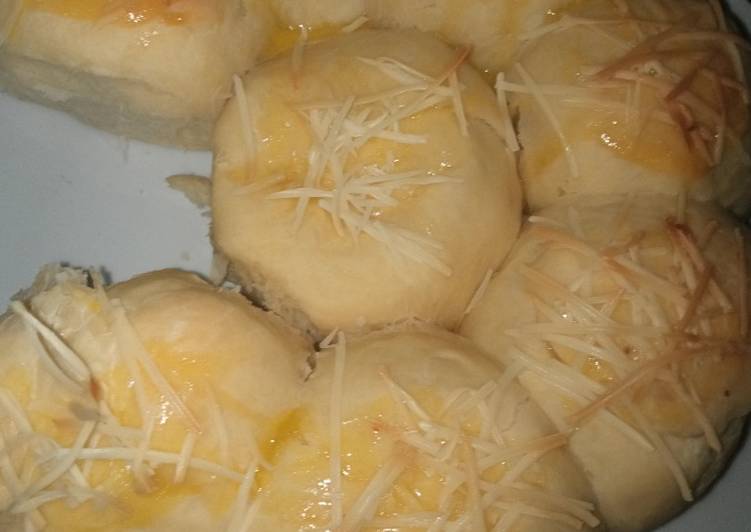 Resep: Roti sobek isi coklat dan taburan keju Menu Enak