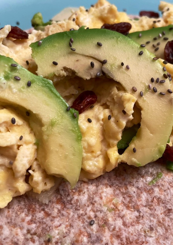 Una foto de Huevos revueltos cremosos
