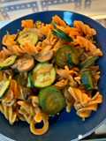 Pasta di Lenticchie con funghi e zucchine 🍄🥒