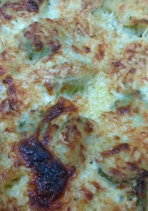 Una foto de Gratinado de fideos con repollitos de bruselas