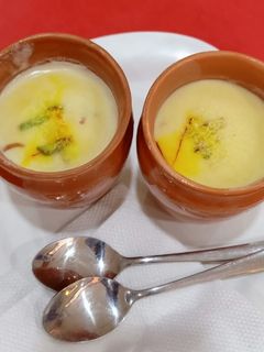 रसमलाई (rasmalai recipe in Hindi) रेसिपी मुख्य फोटो