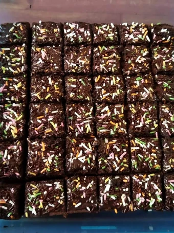 Cara Mudah Menyiapkan Resep Brownies panggang simple yang Sempurna Anti Ribet, Mantap Sekali