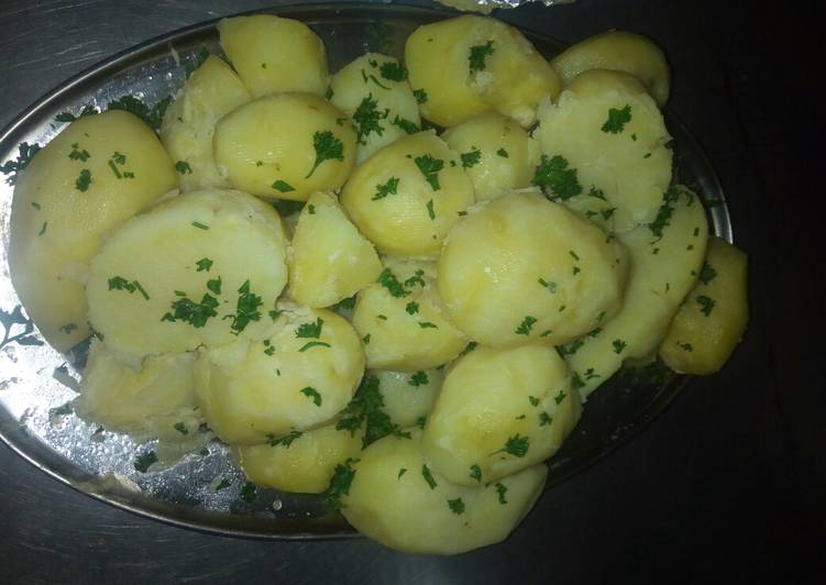 Steps to Make Favorite Boiled pasley potatoes