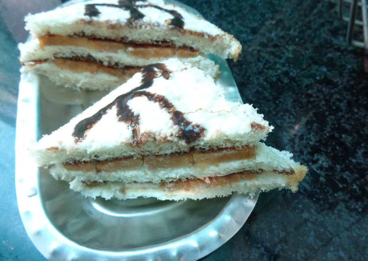 Chikoo Chocolate Sandwich