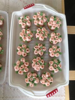 Gyümölcsös, pudingkrémes muffin recept fotója