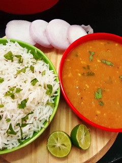 જીરા રાઇસ એન્ડ દાલ ફાય (Jeera Rice Dal Fry Recipe In Gujarati) રેસીપી મુખ્ય ફોટો