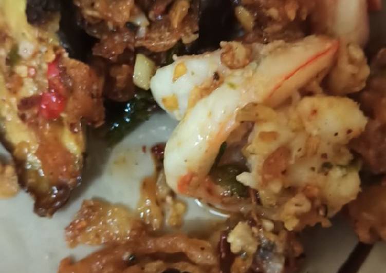 Udang goreng Baput pedas