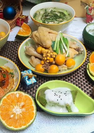 Hình của món Bữa cơm sắc vàng xanh.