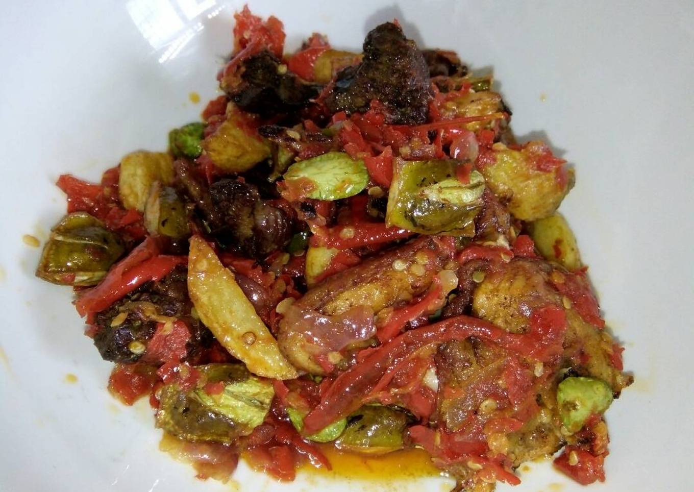 Ayam Goreng Balado Pete dan Kentang