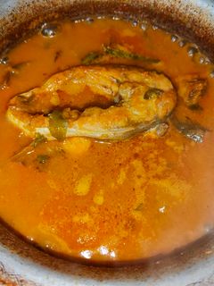 பாறை மீன் குழம்பு(fish curry recipe in tamil) செய்முறை முக்கிய புகைப்படம்