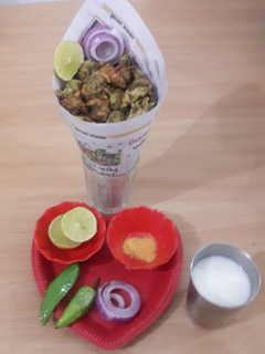 કુંભણિયા ભજીયા (Kumbhaniya Bhajiya Recipe In Gujarati) રેસીપી મુખ્ય ફોટો