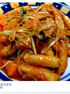 韓式泡菜炒年糕 的食譜成品照片