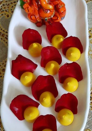A picture of Mini kiwi Stuffed Mango Chocolate Modak.