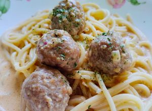 Gambar Spagheti meatball creamy sauce