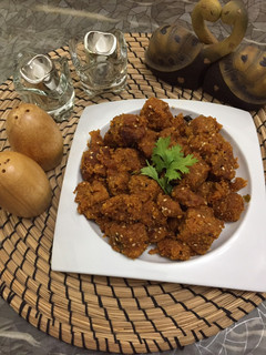 દુધી ના મુઠીયા (Dudhi Muthia Recipe In Gujarati) રેસીપી મુખ્ય ફોટો
