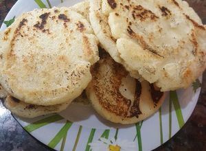 Una foto de Arepas con harina pan