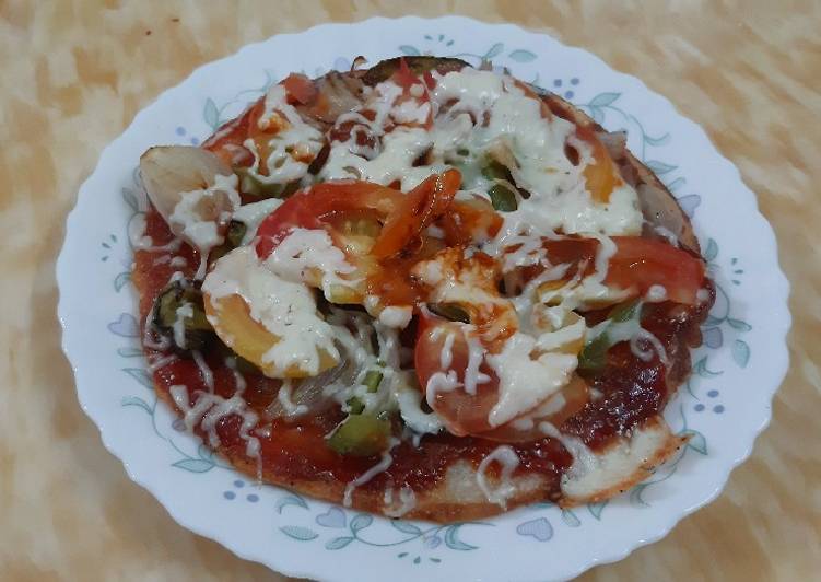 Recipe of Any-night-of-the-week Suji Pizza