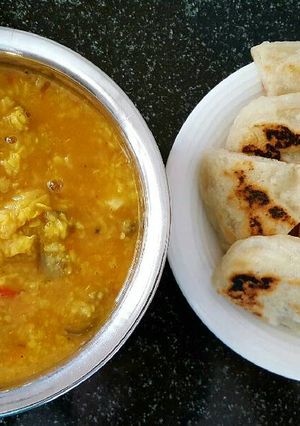 A picture of Moong Dal fusion curry.