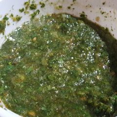 A picture of Coriander chutney.