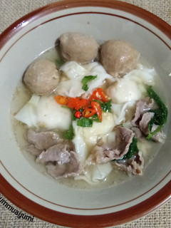 Foto resep 118. Pangsit Isi Ayam Tahu Kuah Bakso