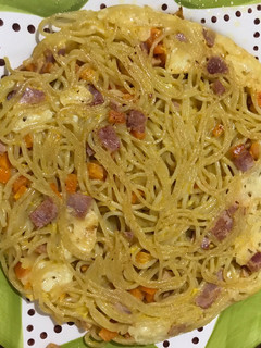Una foto de Tortilla de fideos