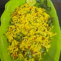 A picture of Lemon rice.