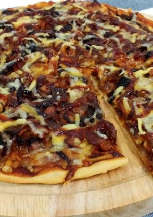 Una foto de Pizza bacon crispy
