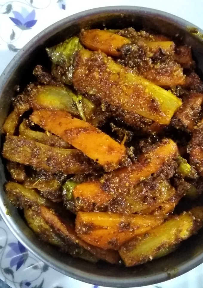 கேரட் முள்ளங்கி ஊறுகாய்🥕🥕 செய்முறை முக்கிய புகைப்படம்