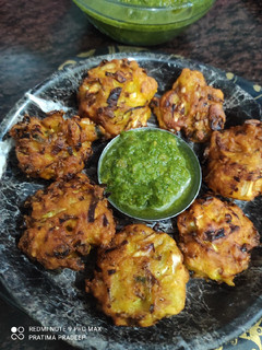 पत्ता गोभी पकौड़ा(patta gobhi pakoda recipe in hindi) रेसिपी मुख्य फोटो