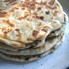 A picture of Spring Onion Flatbread.