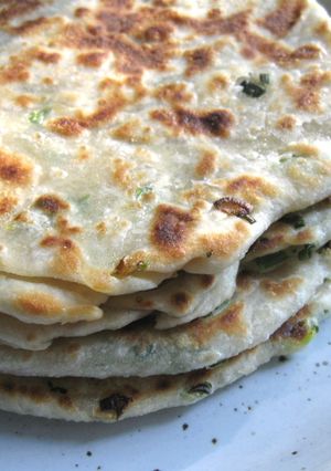 A picture of Spring Onion Flatbread.