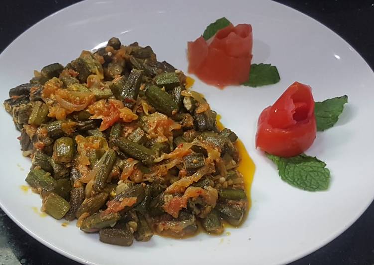 Recipe of Favorite Bhindi masala karahi